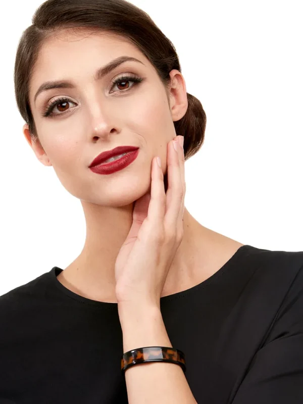 Classic Skinny Tortoise Cuff Bracelet | ZENZII Clearance