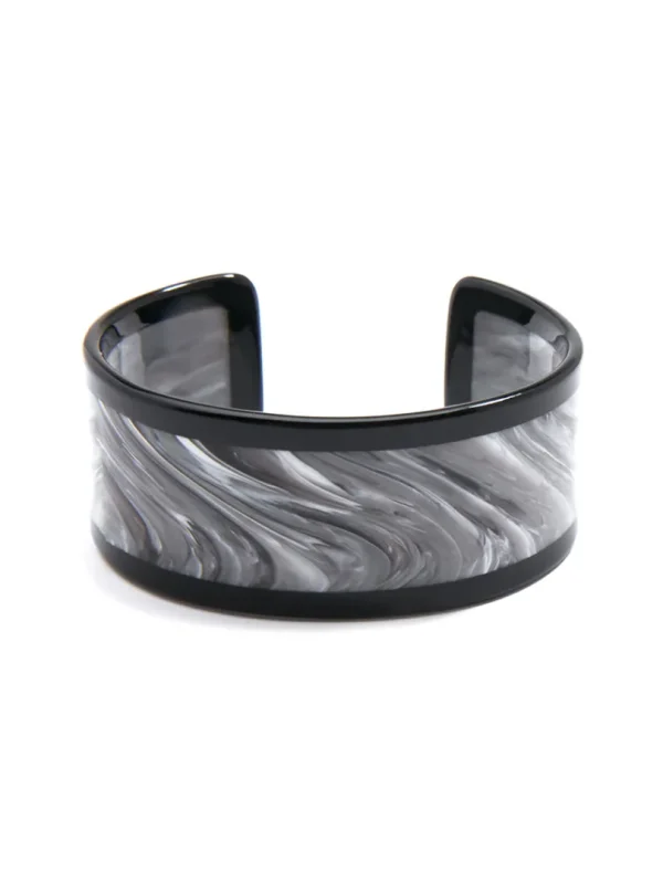 Classic Tortoise Cuff Bracelet | ZENZII Fashion