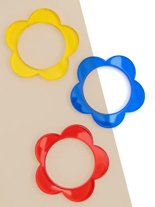 Lucite Flower Bangle Bracelet | ZENZII Clearance