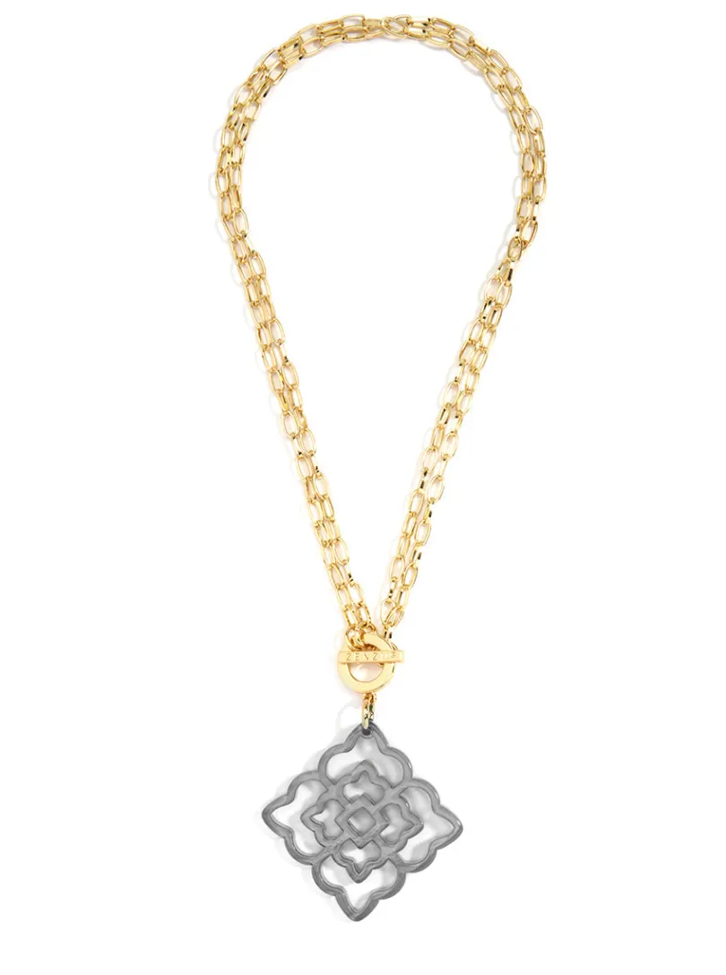 rose_pendant_necklace_12.webp Rose Pendant Necklace | ZENZII Hot