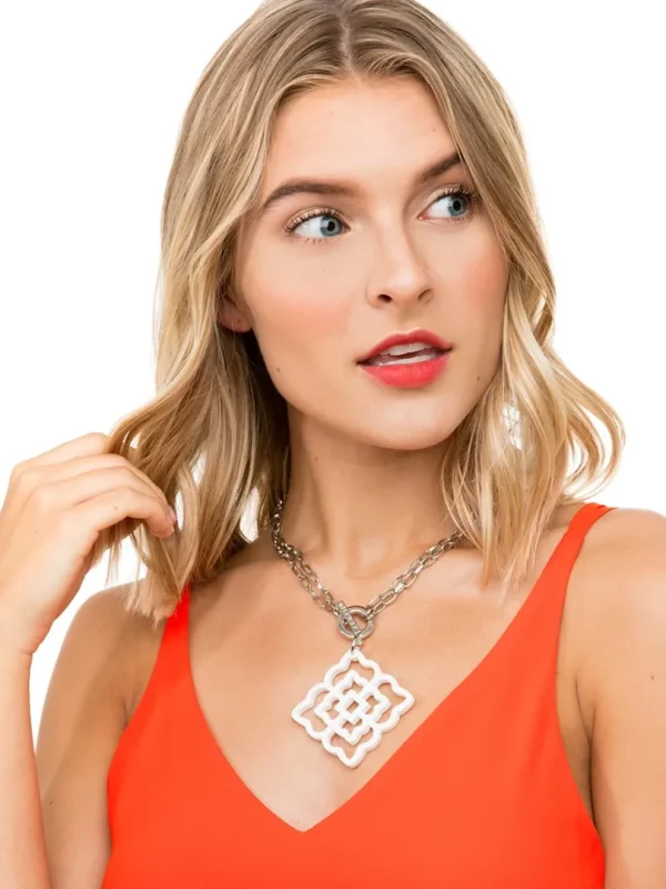 Rose Pendant Necklace | ZENZII Hot